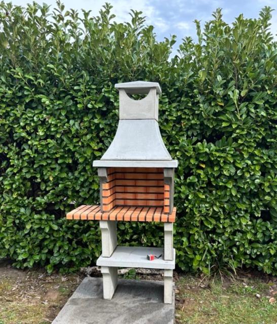 Jolie Villa Independante Climatisee 3 Chambres Tout Confort 6 Couchages, Piscine Chauffee 4 X 8 Disponible Selon Meteo De Mai A Fin Septembre, Jacuzzi 4 Places, Boulodrome Eclaire, Ping-Pong, Wifi, Proche Commerces Animaux Domestiques Sur Demande Bretenoux Экстерьер фото